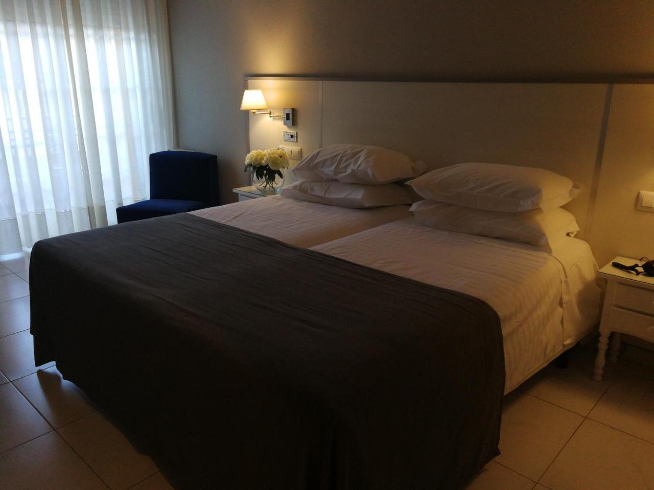 Hotel Ancora Sanxenxo Granxa  エクステリア 写真